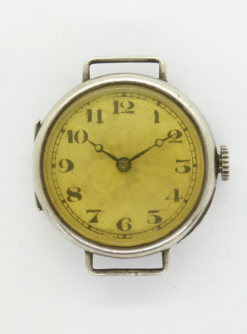 Buser 318: anonyme "City Of Portsmouth<br/>Education Committee<br/> Presentation Watch" aus dem Jahr 1932